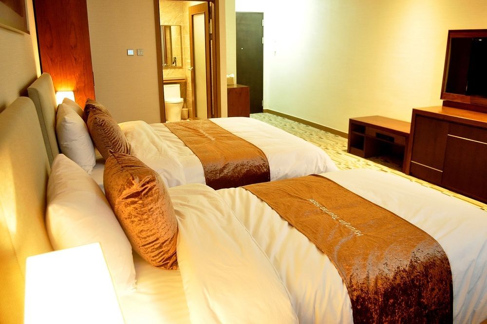 Hyunjin Tourist Hotel Donghae Exteriör bild